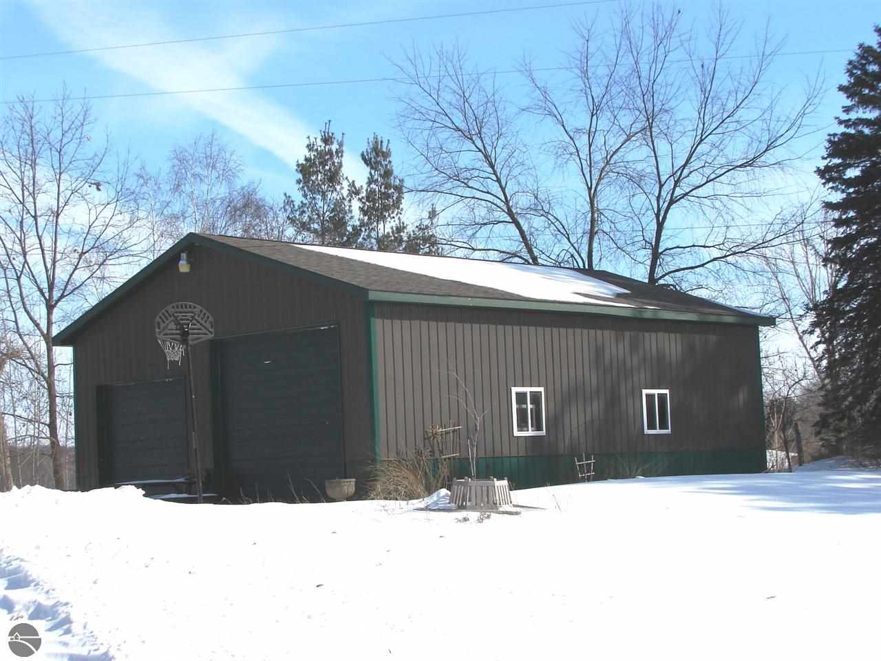 4168 North Union Road Alma, MI 48801 - Photo 16 of 52 1795612-15.JPG