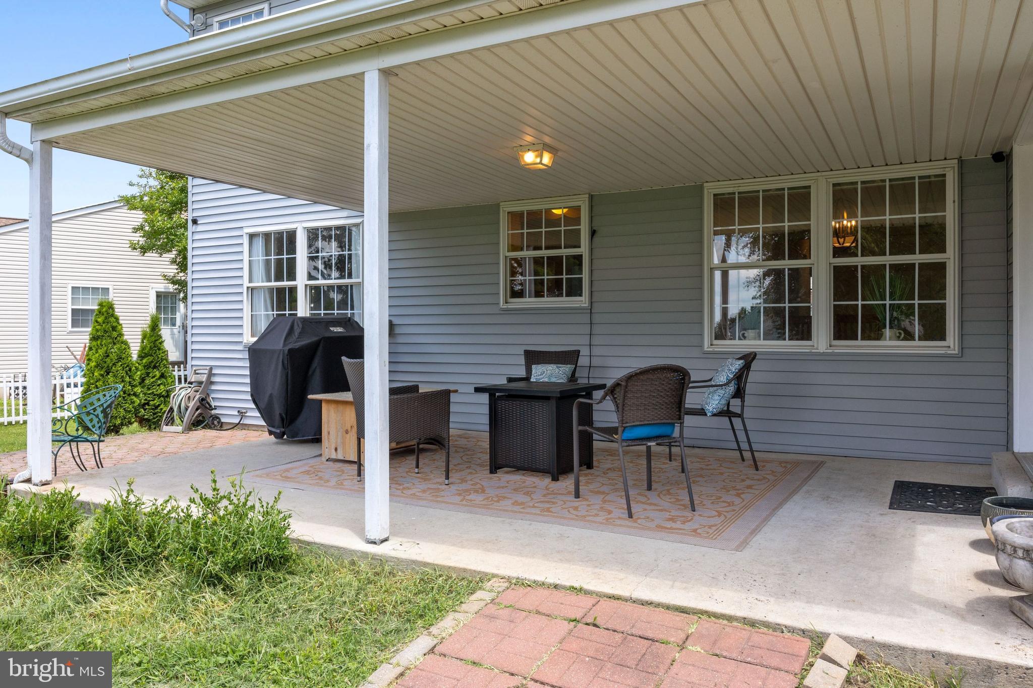 3210 Colonial Road Hatboro, PA 19040 - Photo 26 of 29 Back Patio