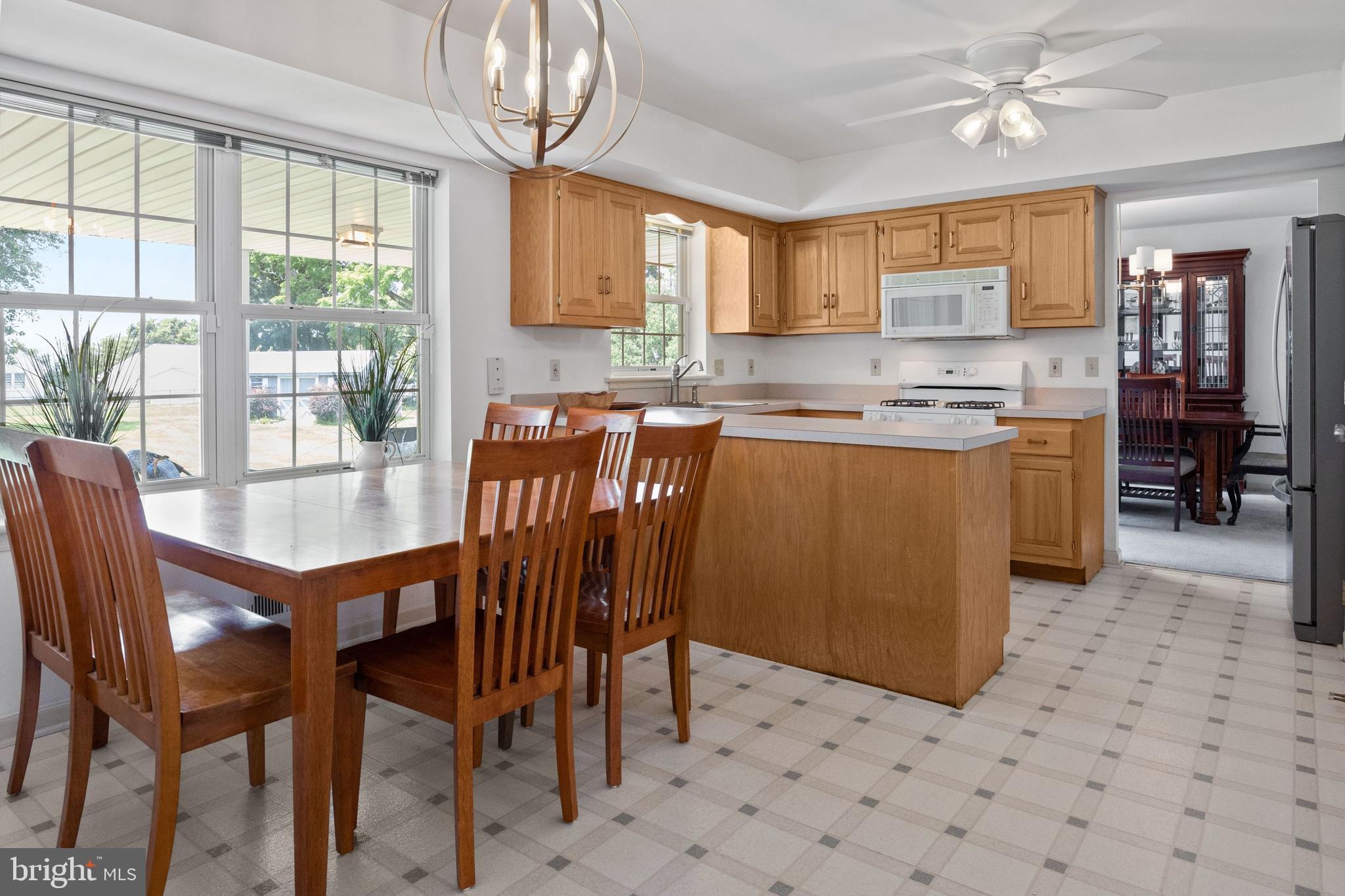 3210 Colonial Road Hatboro, PA 19040 - Photo 9 of 29 Kitchen