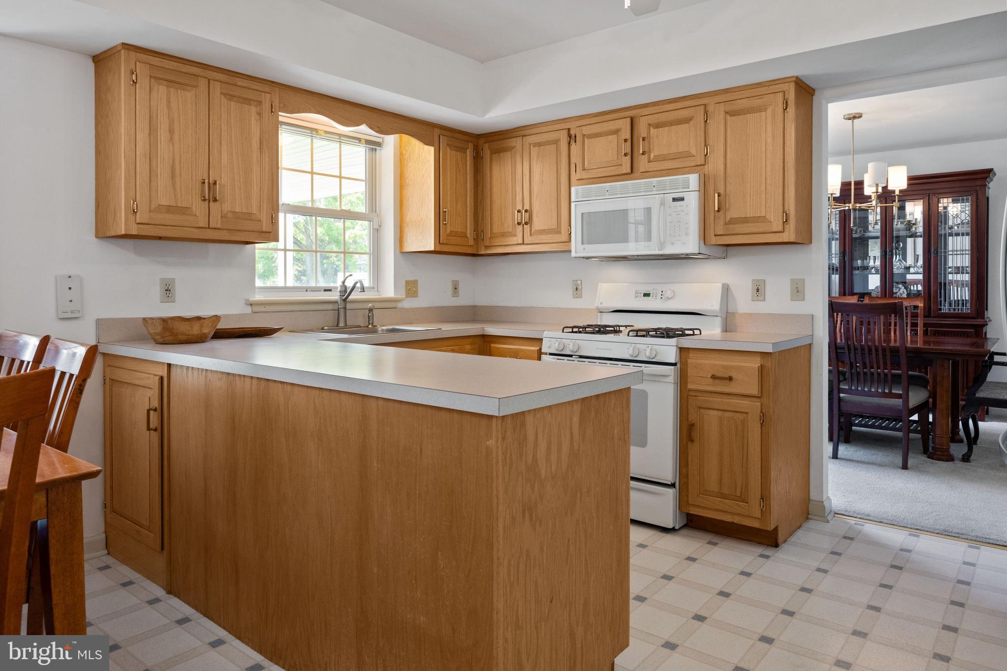 3210 Colonial Road Hatboro, PA 19040 - Photo 10 of 29 Kitchen