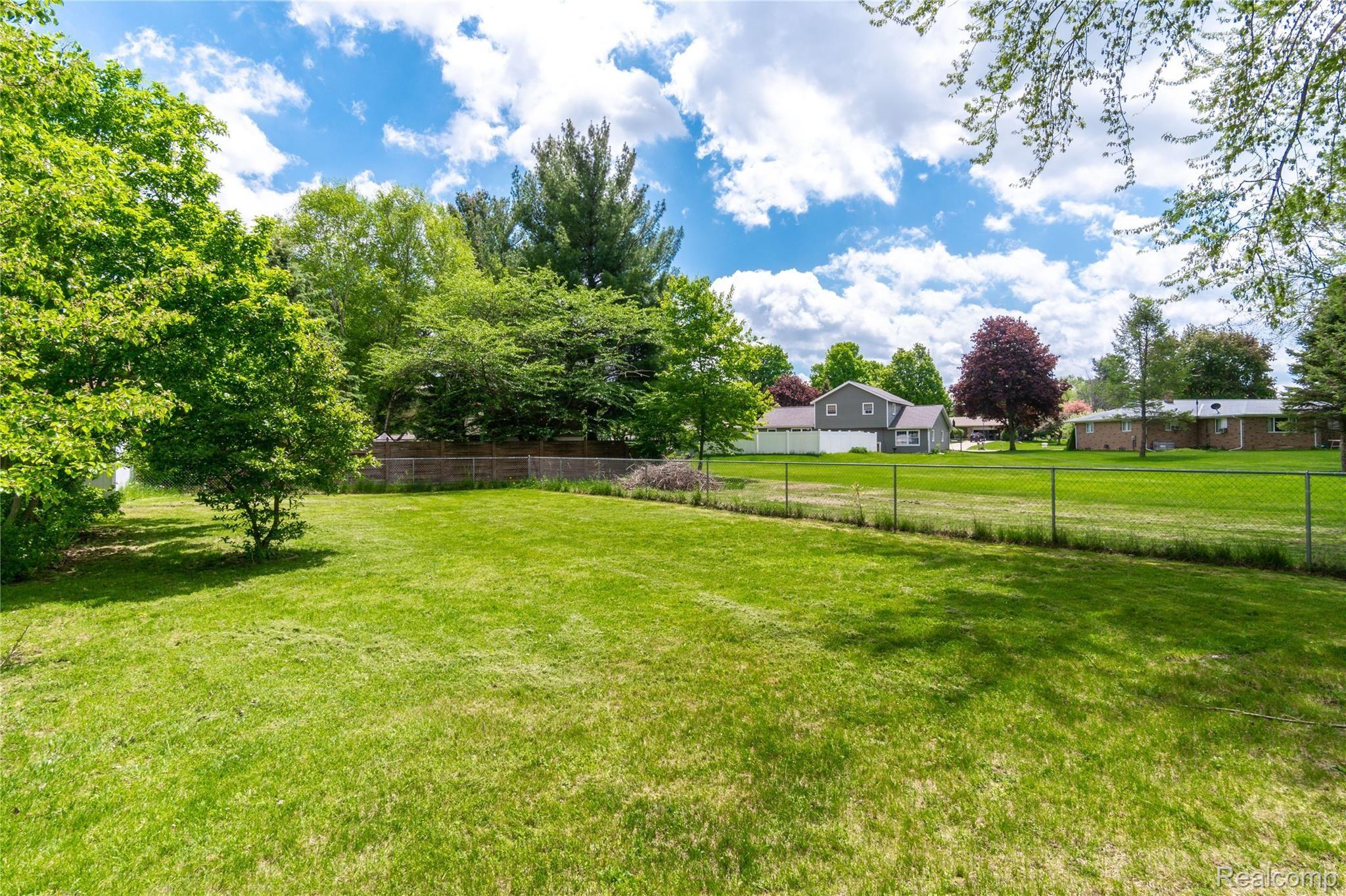 3385 West Wilson Road Clio, MI 48420 - Photo 29 of 30 Exteriors (13 of 14).jpg