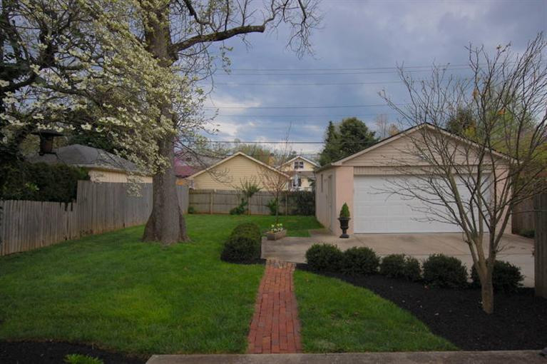 141 Romany Road Lexington, KY 40502 - Photo 25 of 36 Photo 25