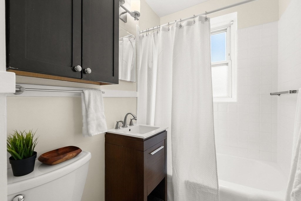 125 Farragut Road, Unit 35 Boston, MA 02127 - Photo 11 of 12