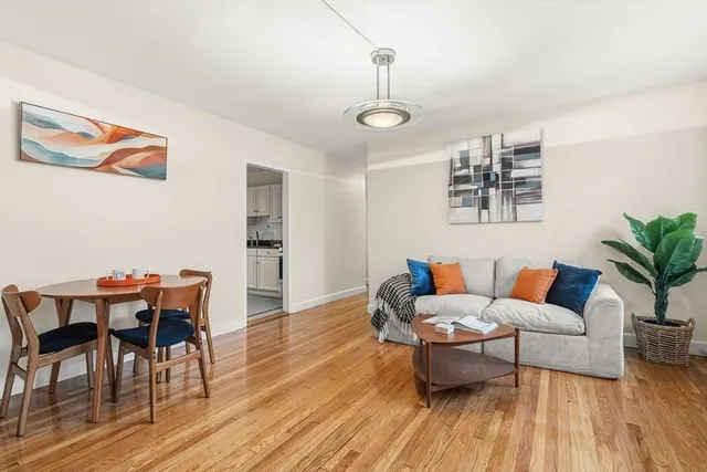 $3,750 | 125 Farragut Road, Unit 35, Boston, MA 02127