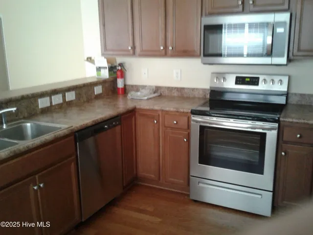 $1,895 | 3103 Drew Avenue, New Bern, NC 28562