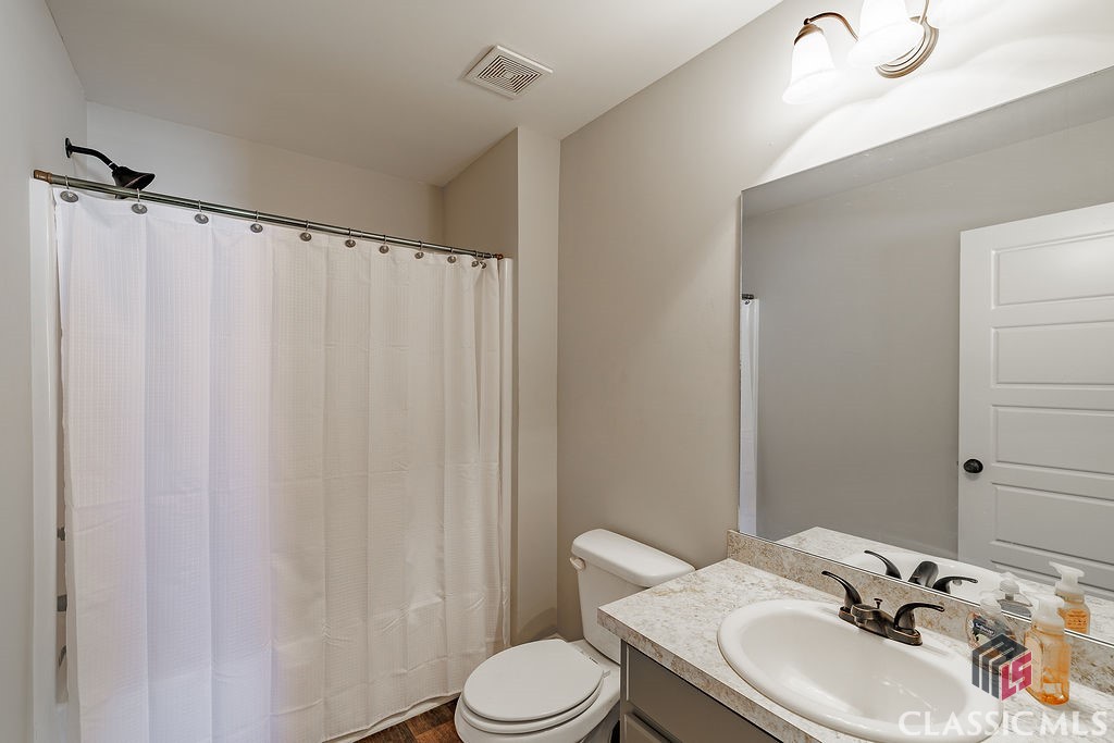 1155 Foster Road Statham, GA 30666 - Photo 29 of 44 Upstairs Bathroom