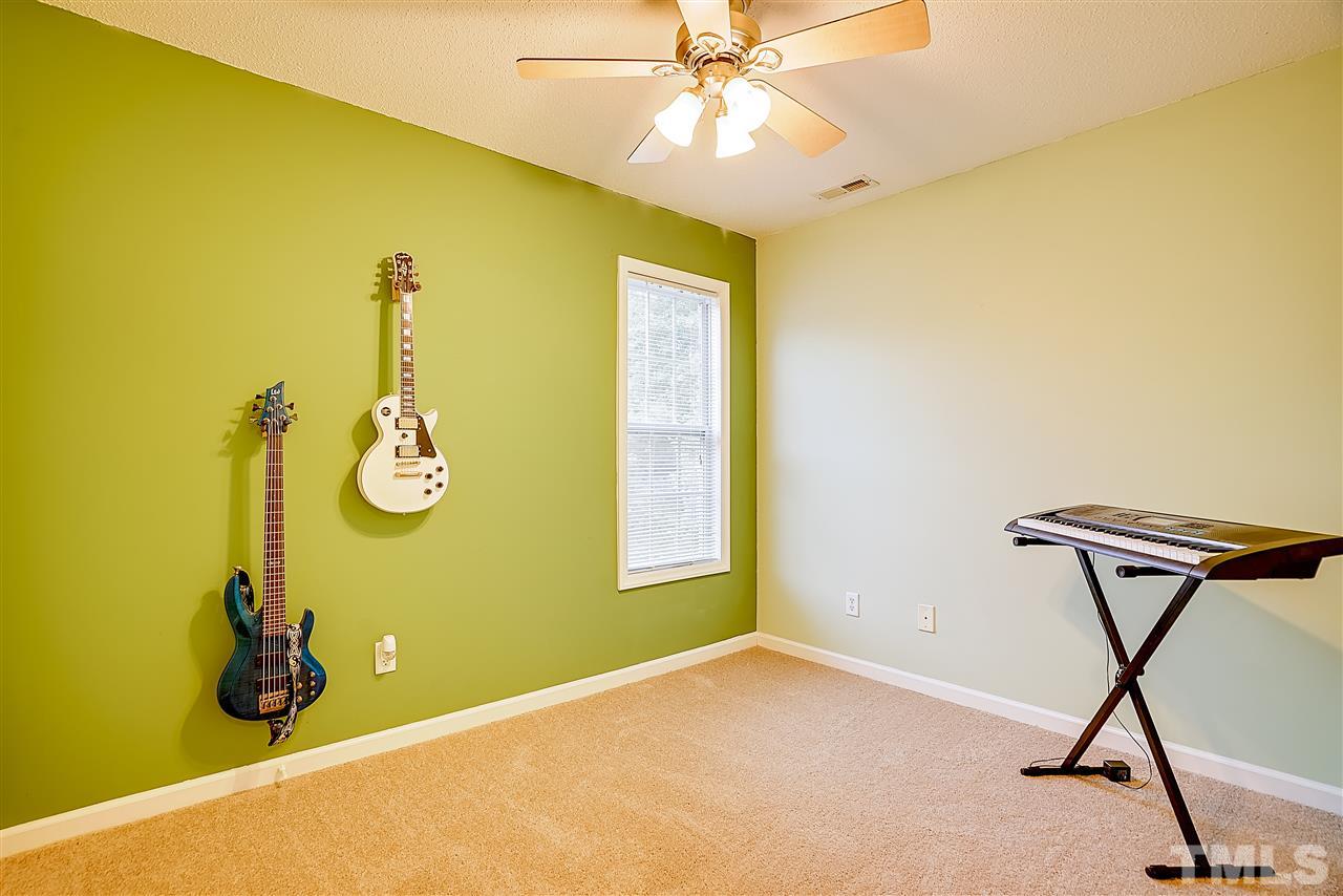 17 Round Spring Lane Durham, NC 27712 - Photo 16 of 22 Gallery Image 16