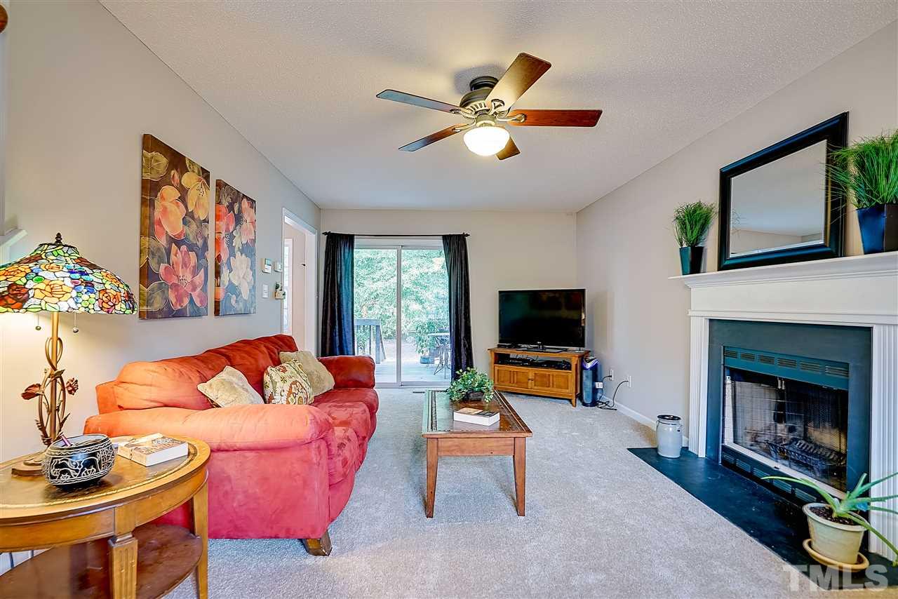 17 Round Spring Lane Durham, NC 27712 - Photo 6 of 22 Gallery Image 6