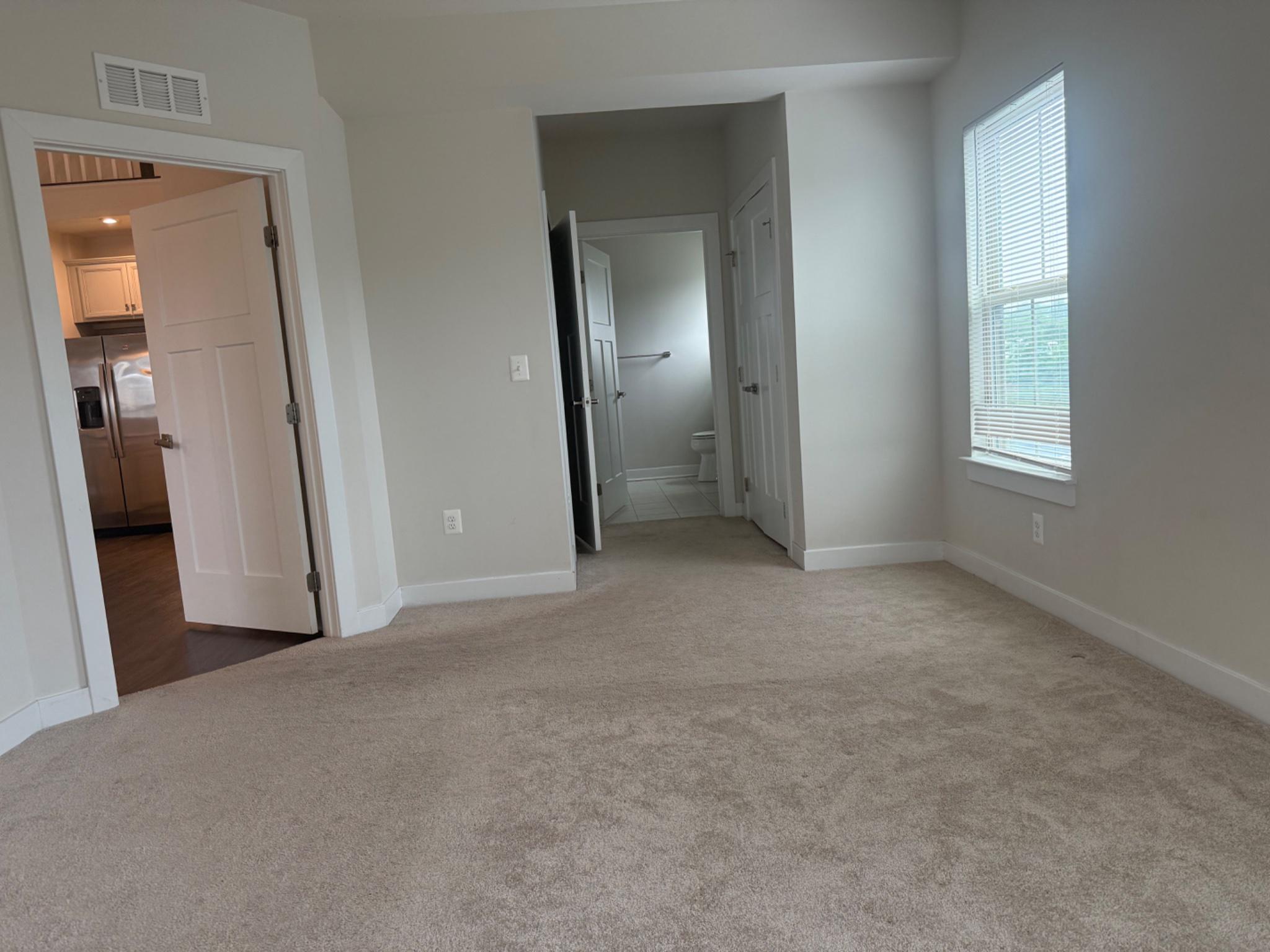 10010 Ruffian Way, Unit R Laurel, MD 20723 - Photo 27 of 30 Primary bedroom