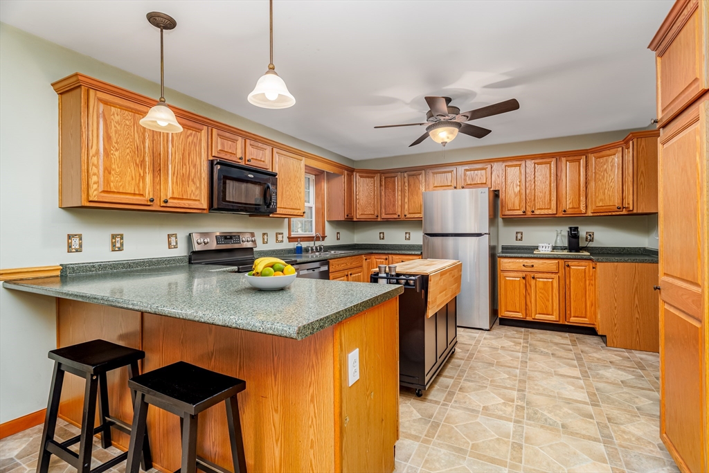 51 E Road Orange, MA 01364 - Photo 12 of 42