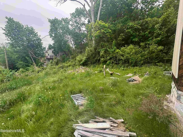 $125,000 | 77 Front Street, North Adams, MA 01247