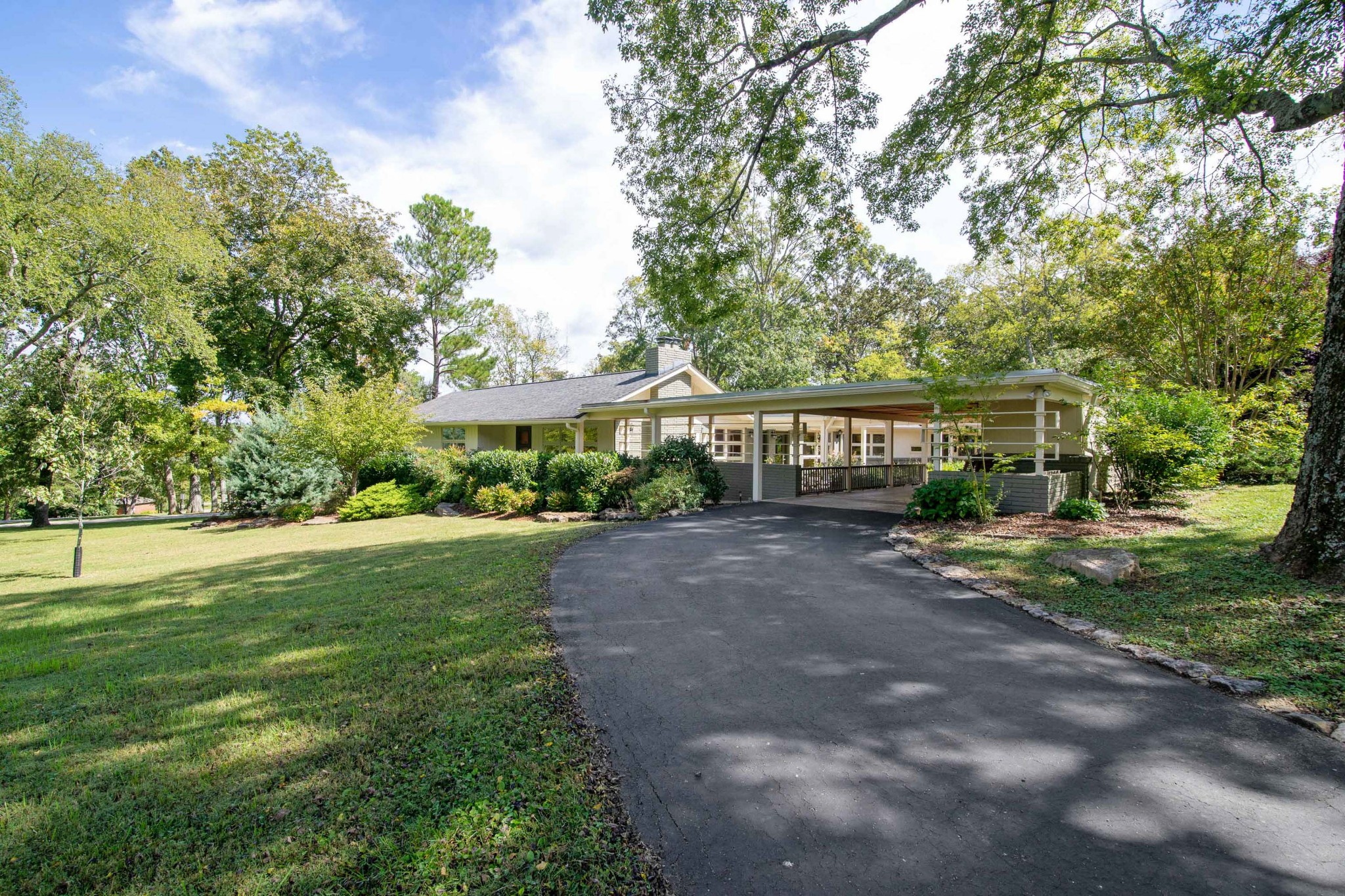730 Starlit Road Nashville, TN 37205 - Photo 5 of 38 Gallery Image 5