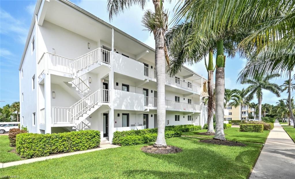 250 7th Avenue South, Unit 301 Naples, FL 34102 - Photo 15 of 21