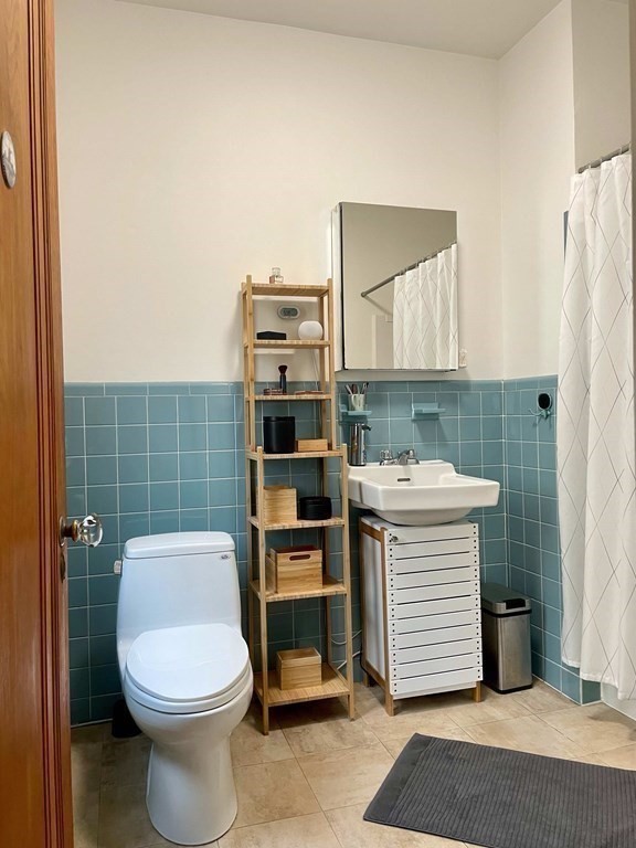 78 Stearns Road, Unit 1 Brookline, MA 02446 - Photo 11 of 19
