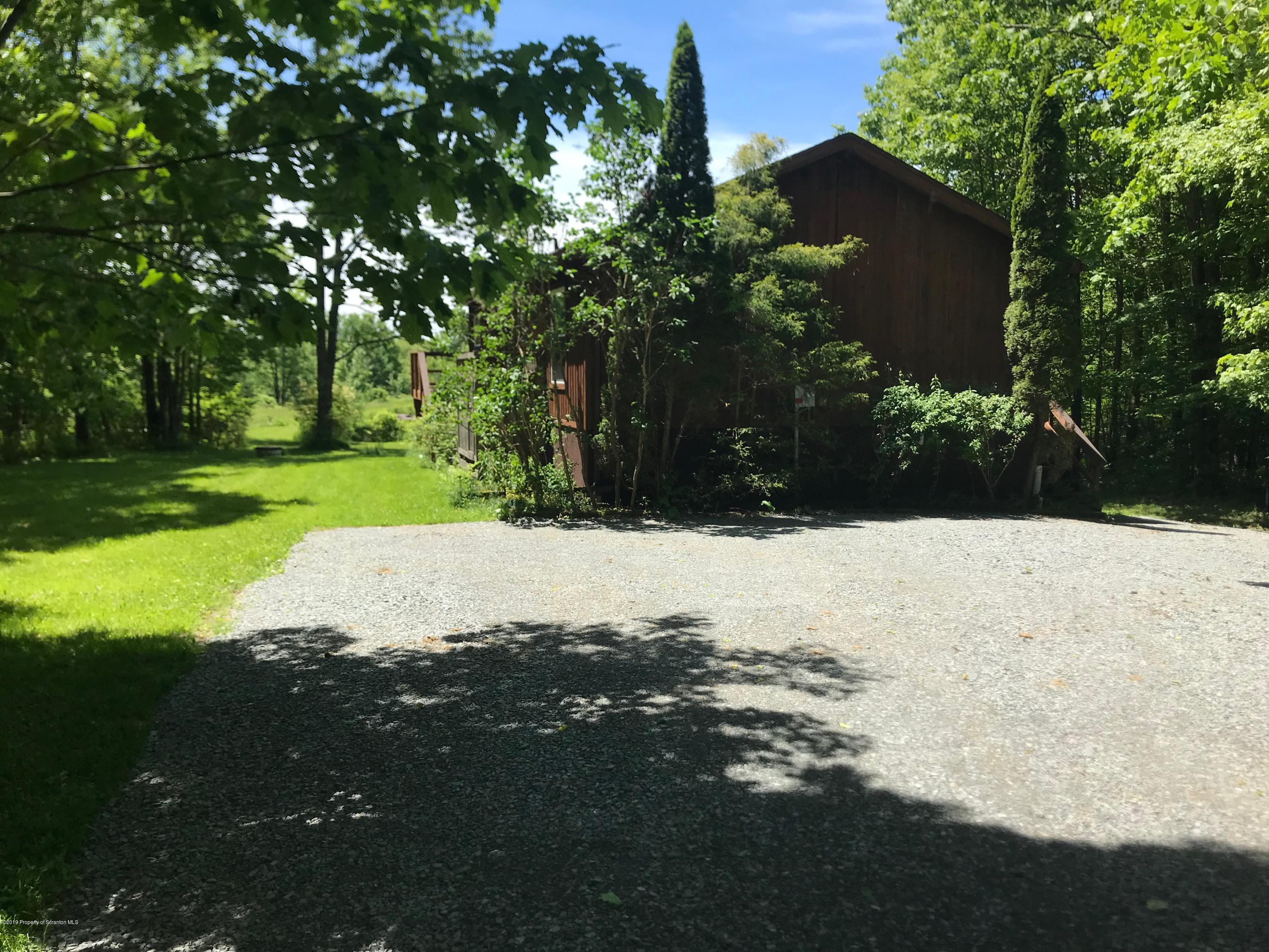 1624 Chipmunk Road Thompson, PA 18465 - Photo 9 of 27 Gallery Image 9