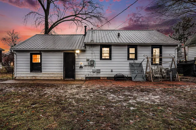 $129,900 | 512 Center Street, Sturgis, MI 49091