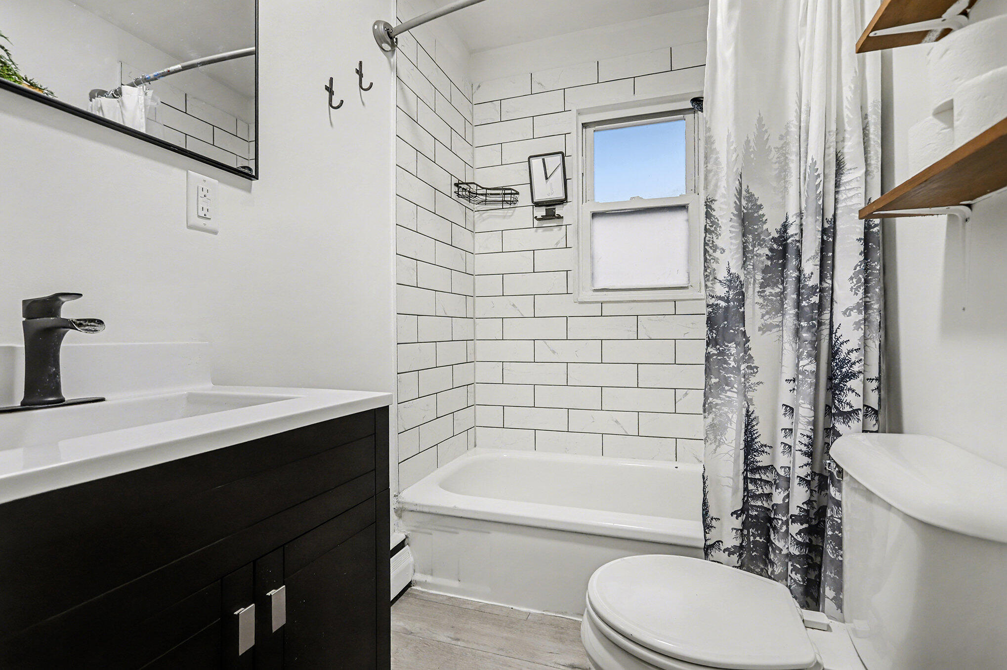 512 Center Street Sturgis, MI 49091 - Photo 9 of 19 Bathroom