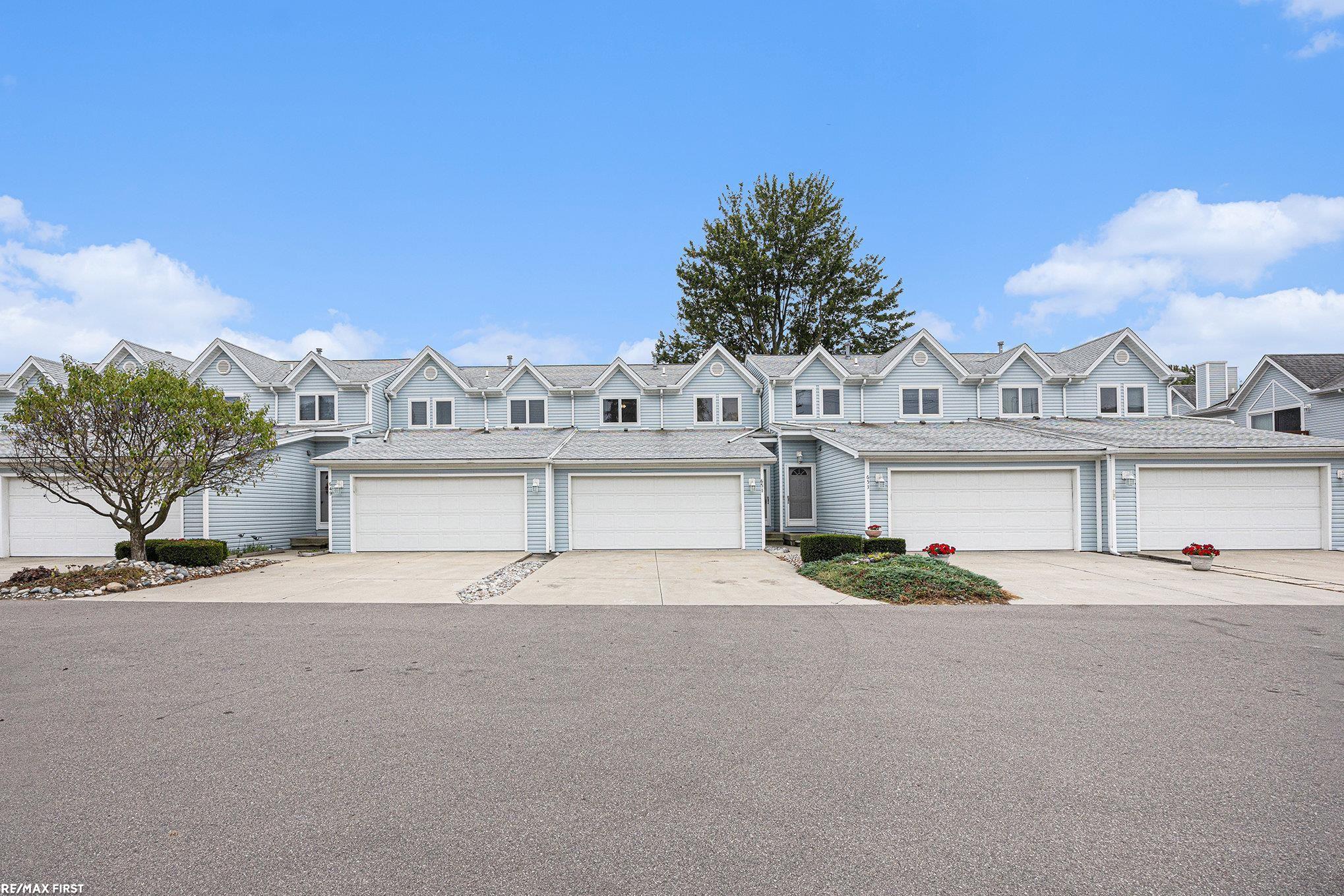 651 Pointe Tremble Road Algonac, MI 48001 - Photo 1 of 23 50156375-1bed73ff-55d0-4406-8c58-db7e0c05f3c1.JPG