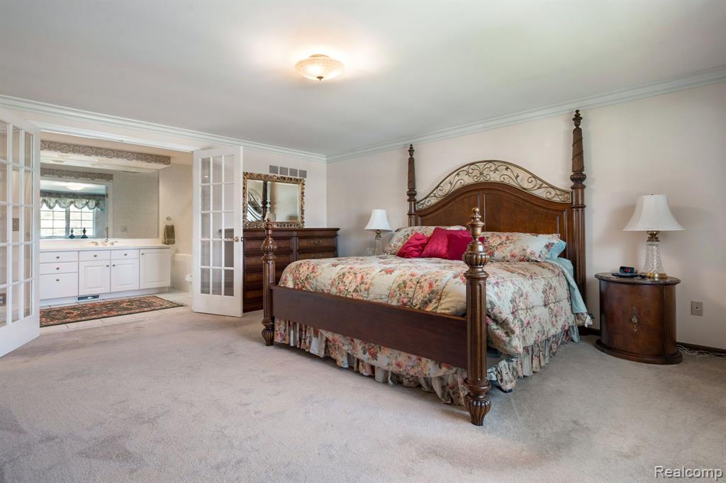 918 Langley Road Rochester Hills, MI 48309 - Photo 22 of 43