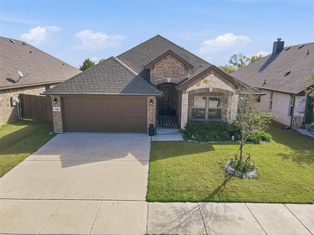 725 Sandy Chip Trail Fort Worth, TX 76108 - Photo 3 of 34