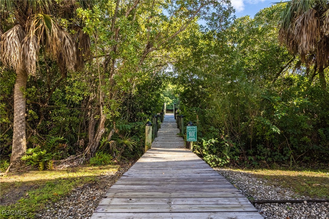 950 Moody Road, Unit 111 North Fort Myers, FL 33903 - Photo 28 of 49