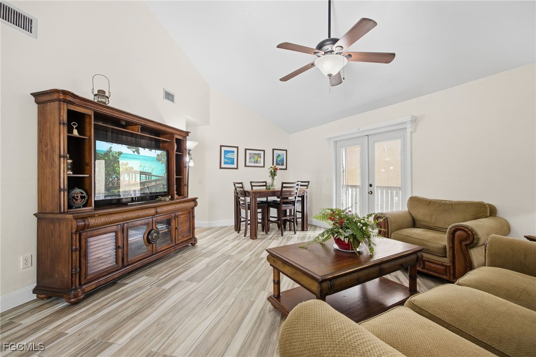 950 Moody Road, Unit 111 North Fort Myers, FL 33903 - Photo 9 of 49