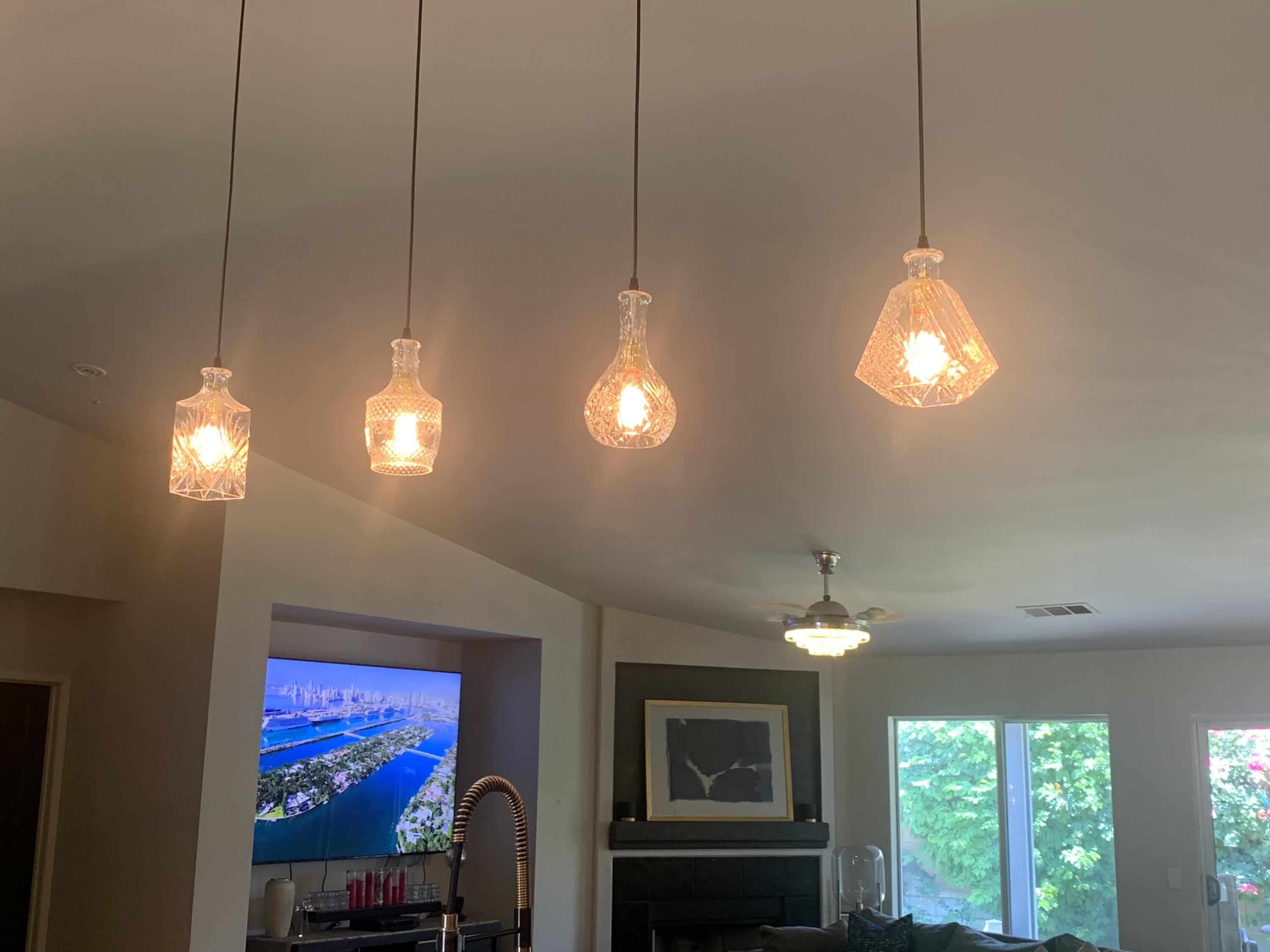 81059 Aurora Avenue Indio, CA 92201 - Photo 17 of 26 a view of a livingroom with furniture chandelier