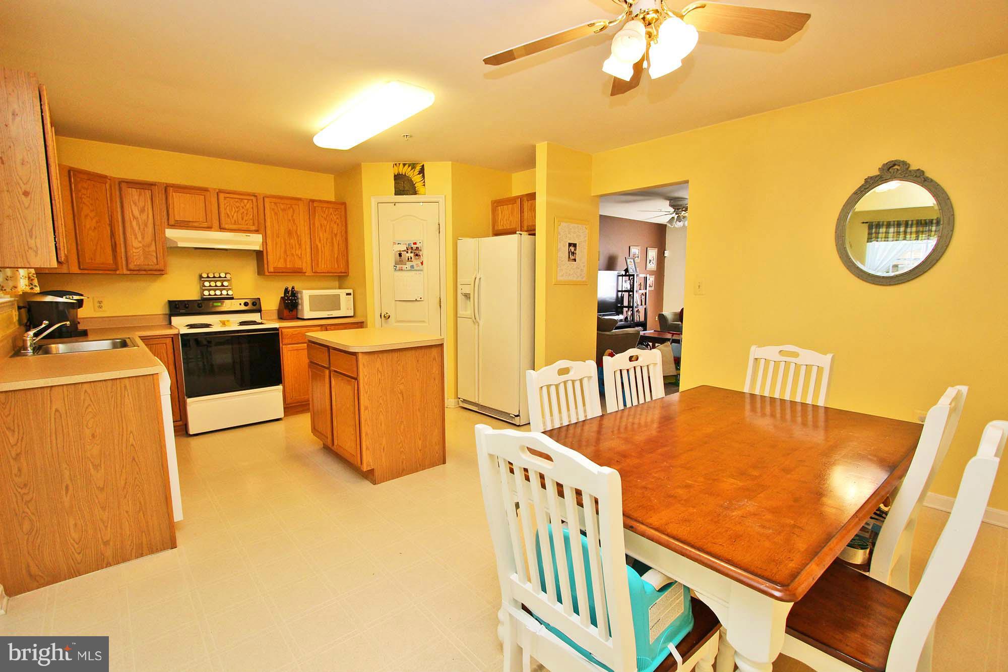 217 Carolstowne Road Reisterstown, MD 21136 - Photo 4 of 23 Kitchen