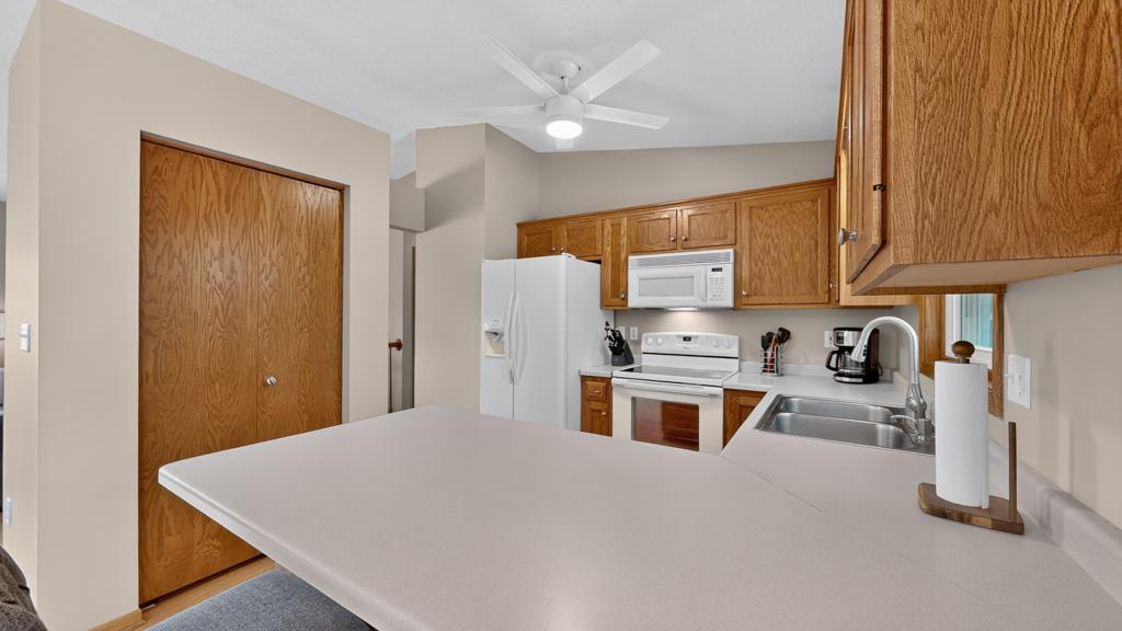 5023 25th Avenue Northwest Rochester, MN 55901 - Photo 14 of 39