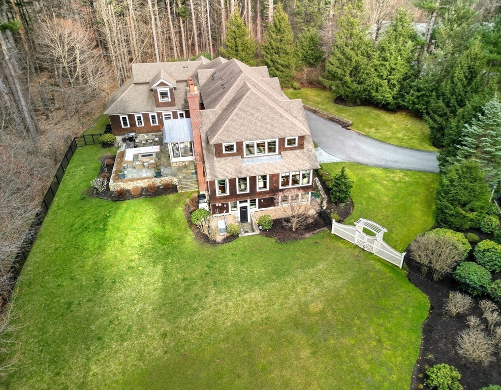119 Lincoln Road Wayland, MA 01778 - Photo 34 of 40 a view of a park with welcome board