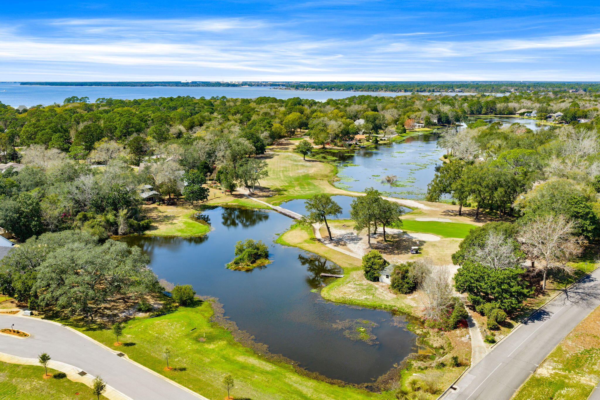 714 Putter Drive Niceville, FL 32578 - Photo 36 of 49 a view of an ocean view