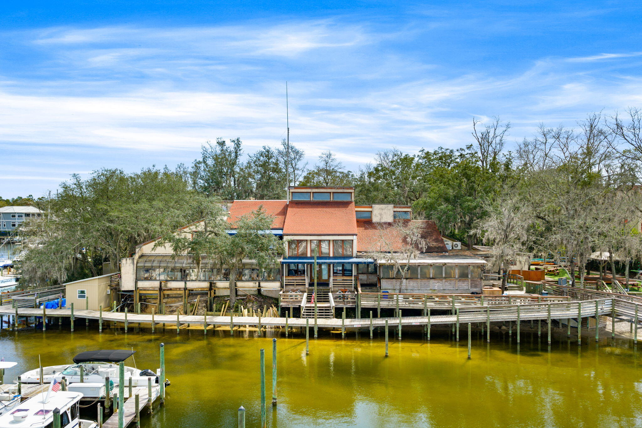 714 Putter Drive Niceville, FL 32578 - Photo 42 of 49 a view of a swimming pool with a lake view