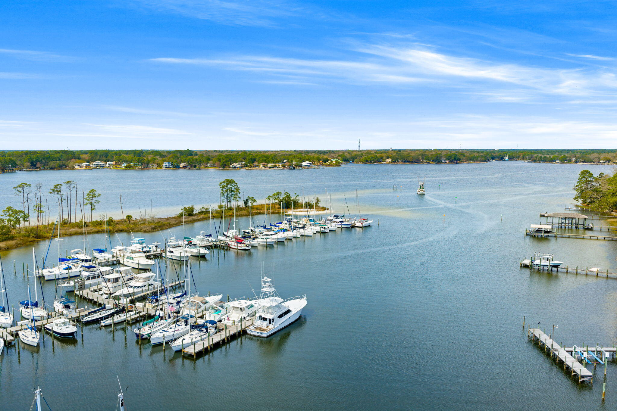 714 Putter Drive Niceville, FL 32578 - Photo 47 of 49 a view of a ocean with houses