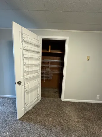 $165,000 | 1013 North Lincolnshire Boulevard, Marion, IN 46952