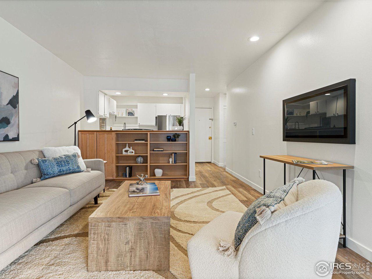 2707 Valmont Road, Unit 307 Boulder, CO 80304 - Photo 3 of 22 Interior view