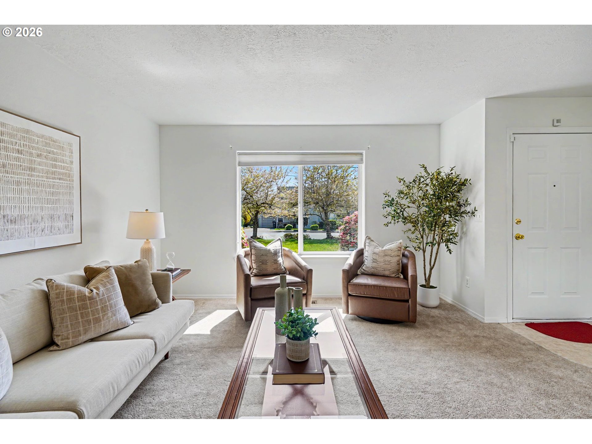 550 Southeast Hankel Street Dallas, OR 97338 - Photo 7 of 36 a living room with furniture and a large window