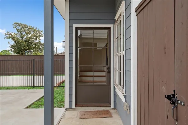 $1,650 | 2202 Lynnfield Street, Unit B, Houston, TX 77093