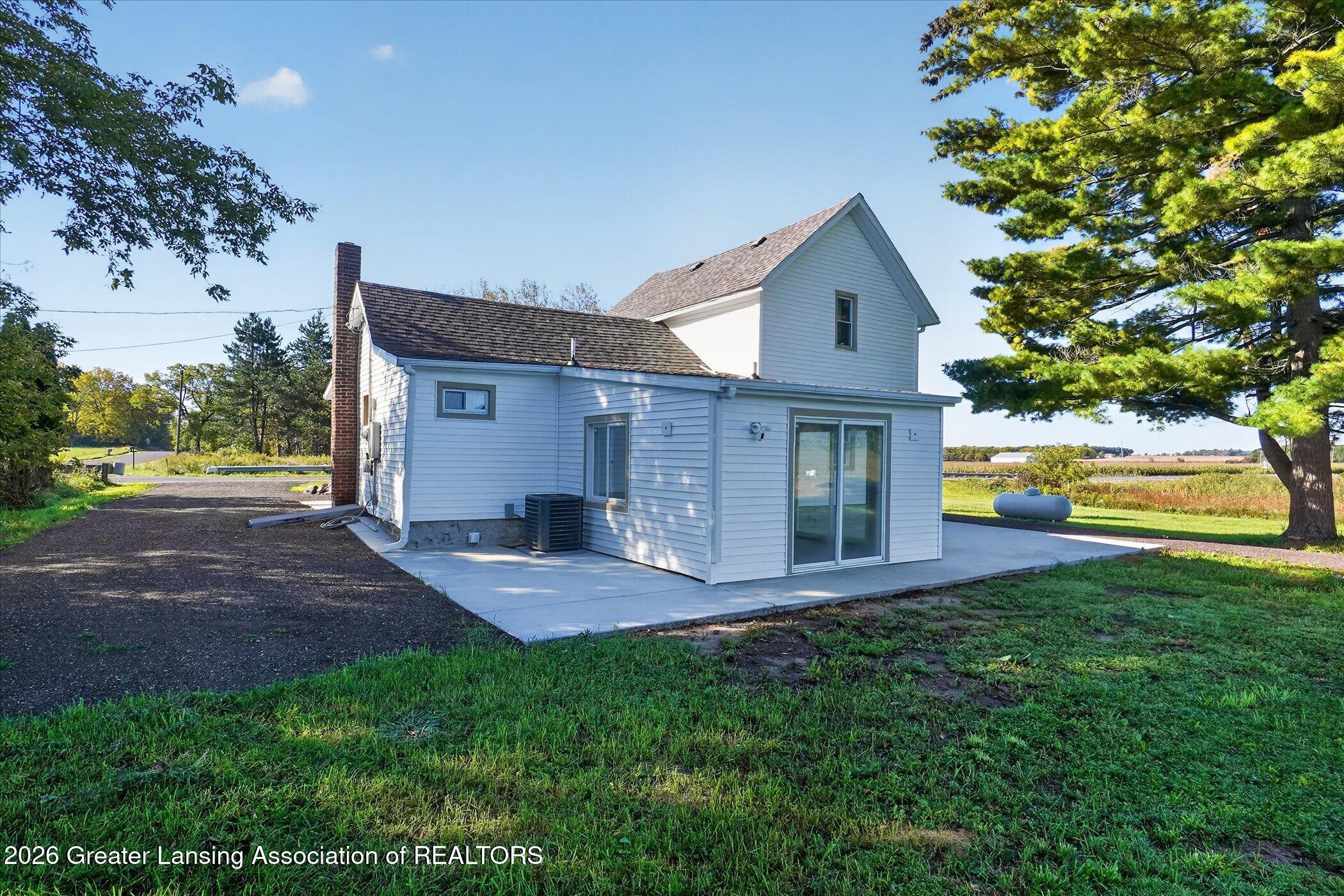 1506 Holt Road Mason, MI 48854 - Photo 36 of 43 37-1506-Holt-Rd-Mason-MI-48854-WindowSti
