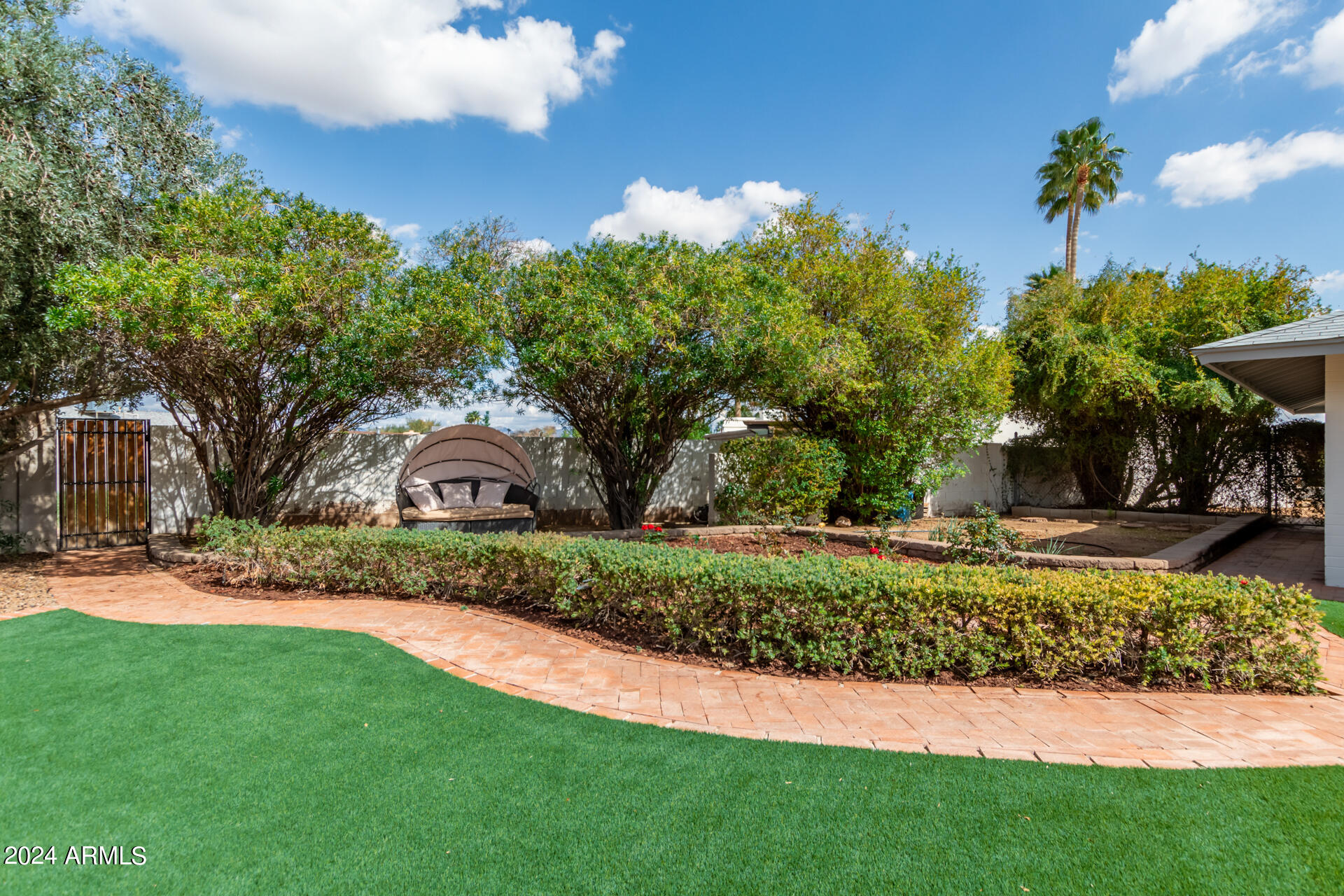 2516 East Cochise Road Phoenix, AZ 85028 - Photo 54 of 88 2516 E COCHISE Road
