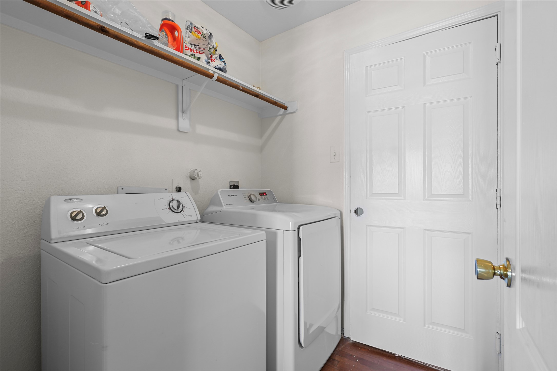 20806 Baronsledge Lane Katy, TX 77449 - Photo 18 of 23 a utility room with dryer and washer