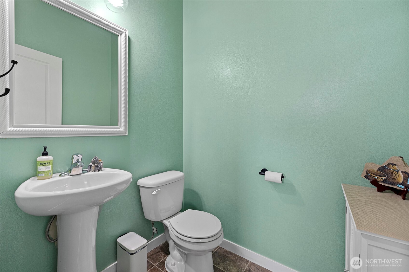 1712 Hillcrest Loop Mount Vernon, WA 98274 - Photo 15 of 34