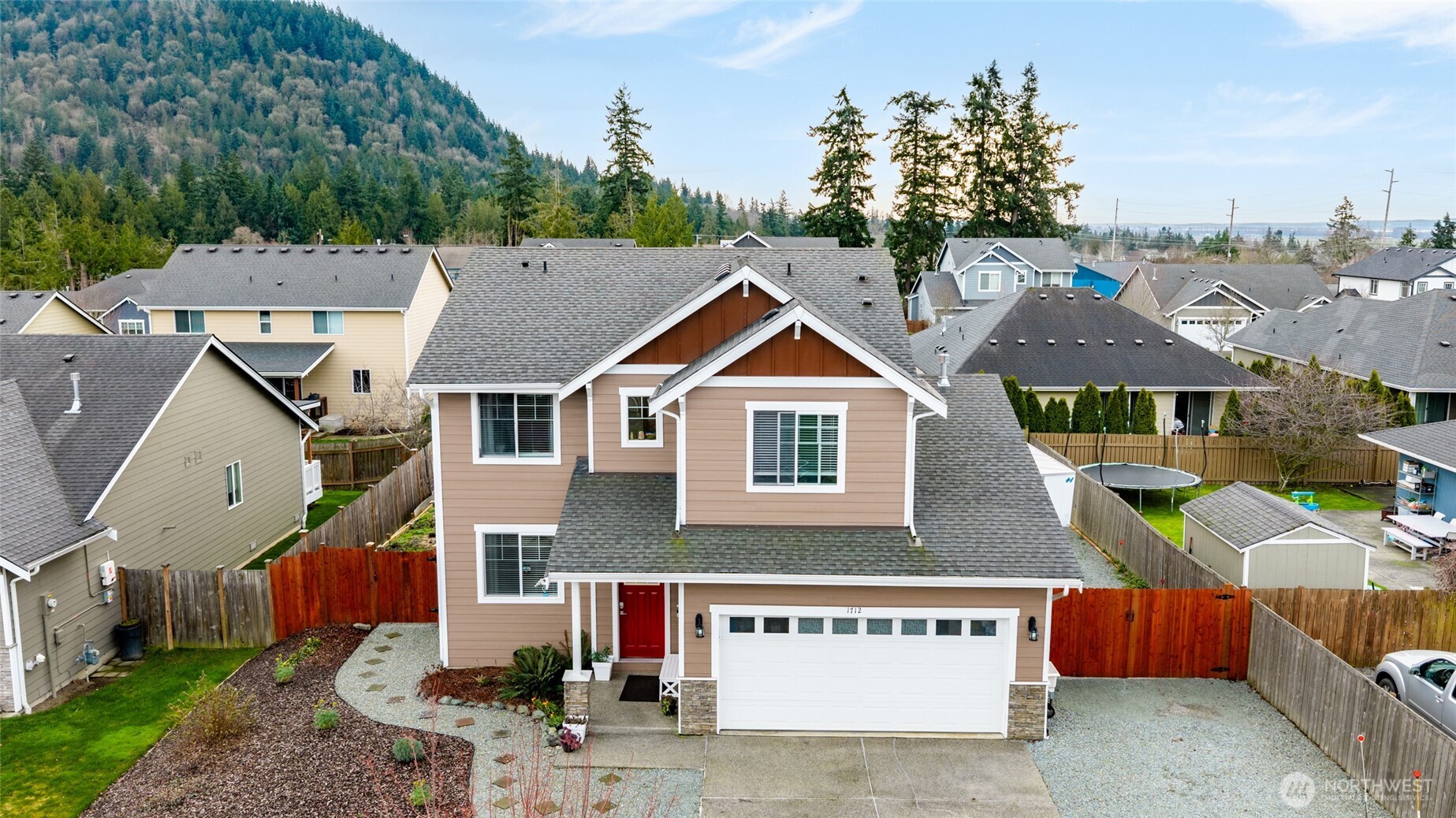 1712 Hillcrest Loop Mount Vernon, WA 98274 - Photo 24 of 34