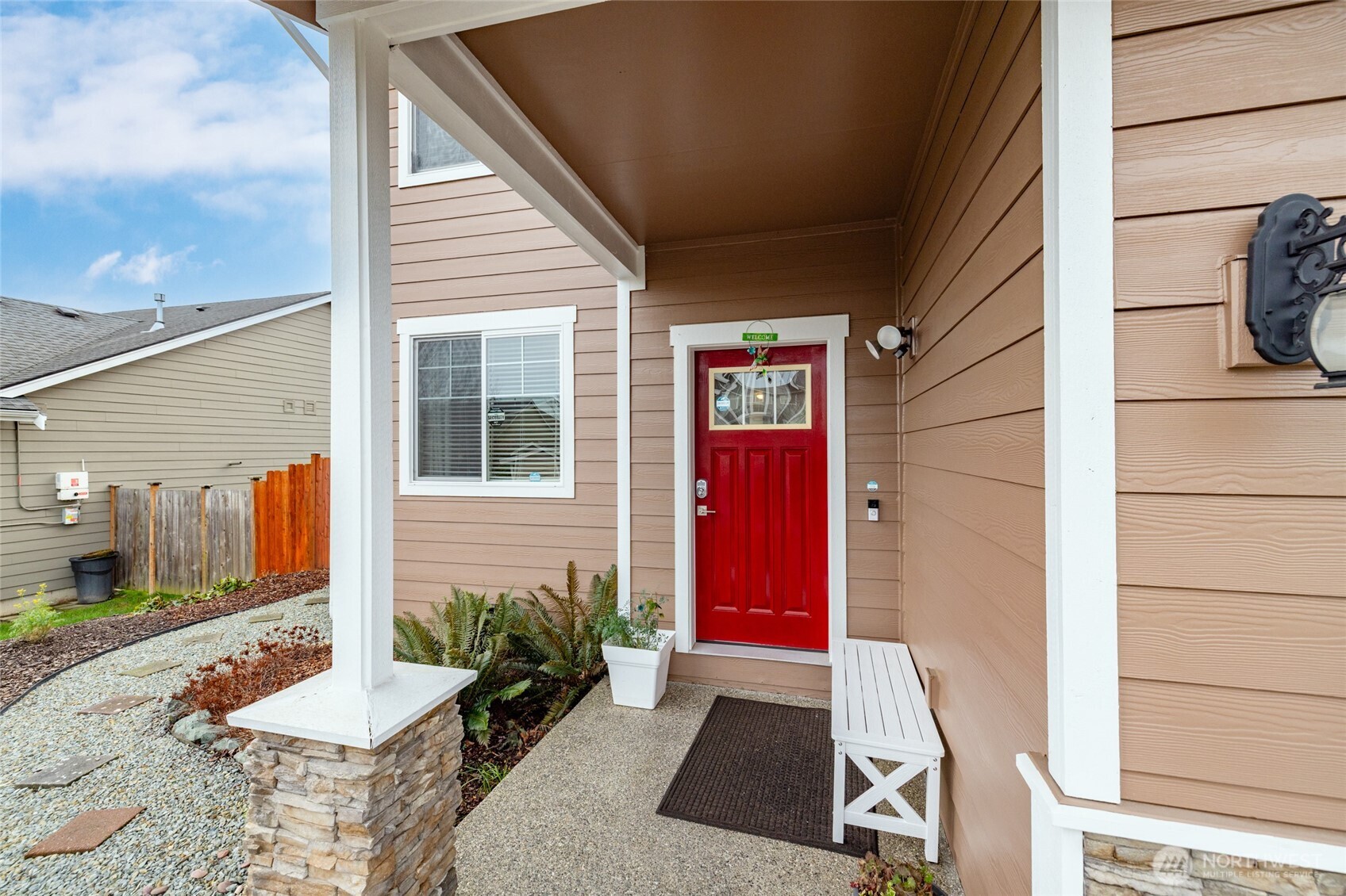 1712 Hillcrest Loop Mount Vernon, WA 98274 - Photo 5 of 34