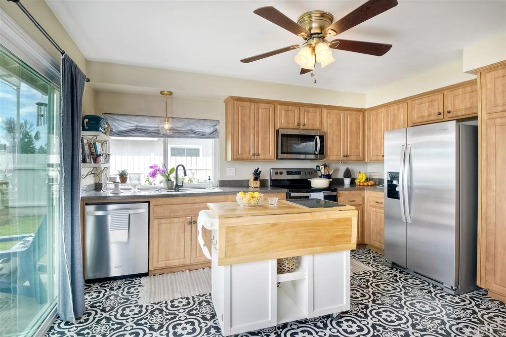 3675 Forest Road Oceanside, CA 92058 - Photo 14 of 25