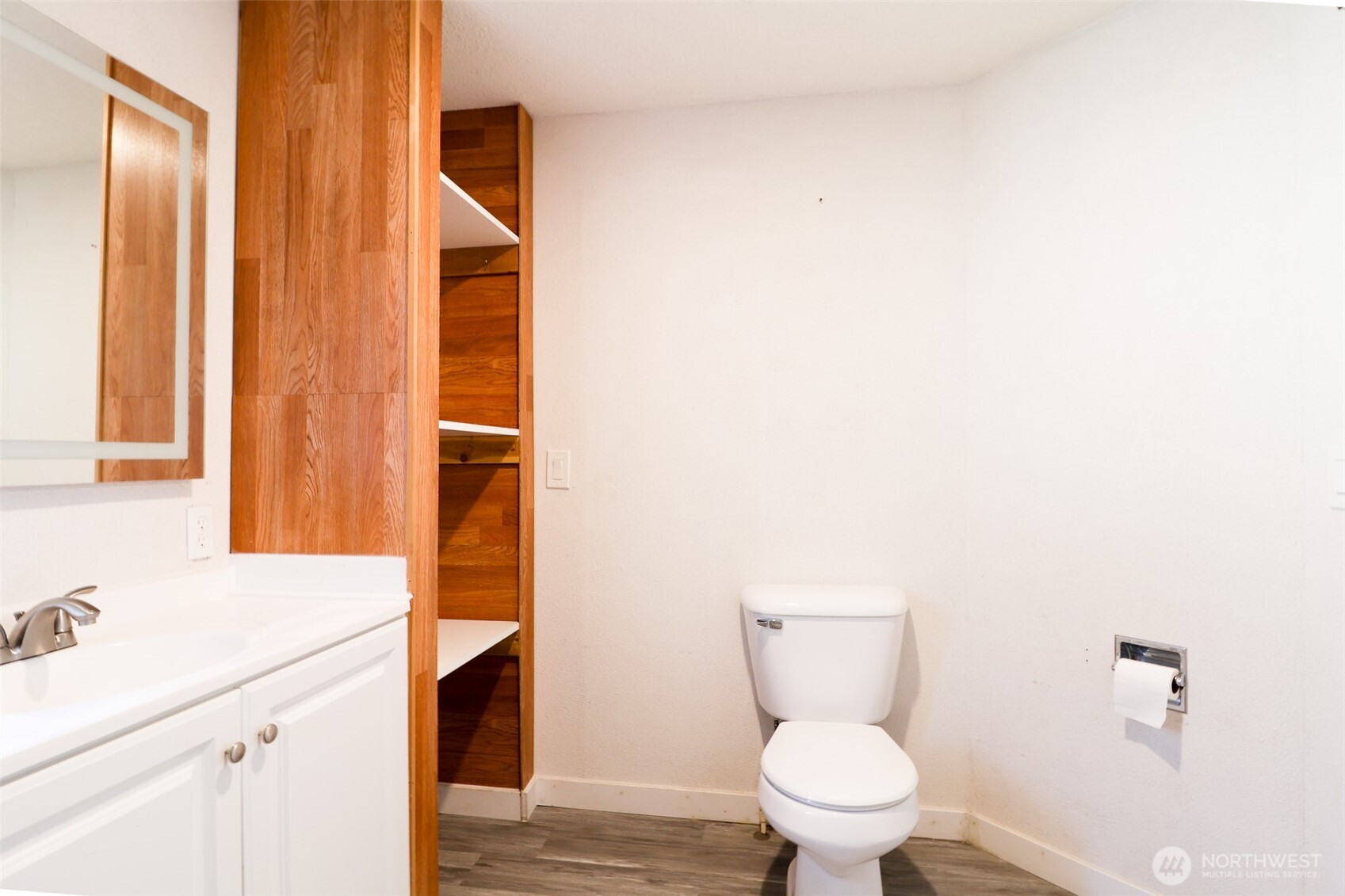 1421 South Cedar Street, Unit 82 Kennewick, WA 99337 - Photo 3 of 7