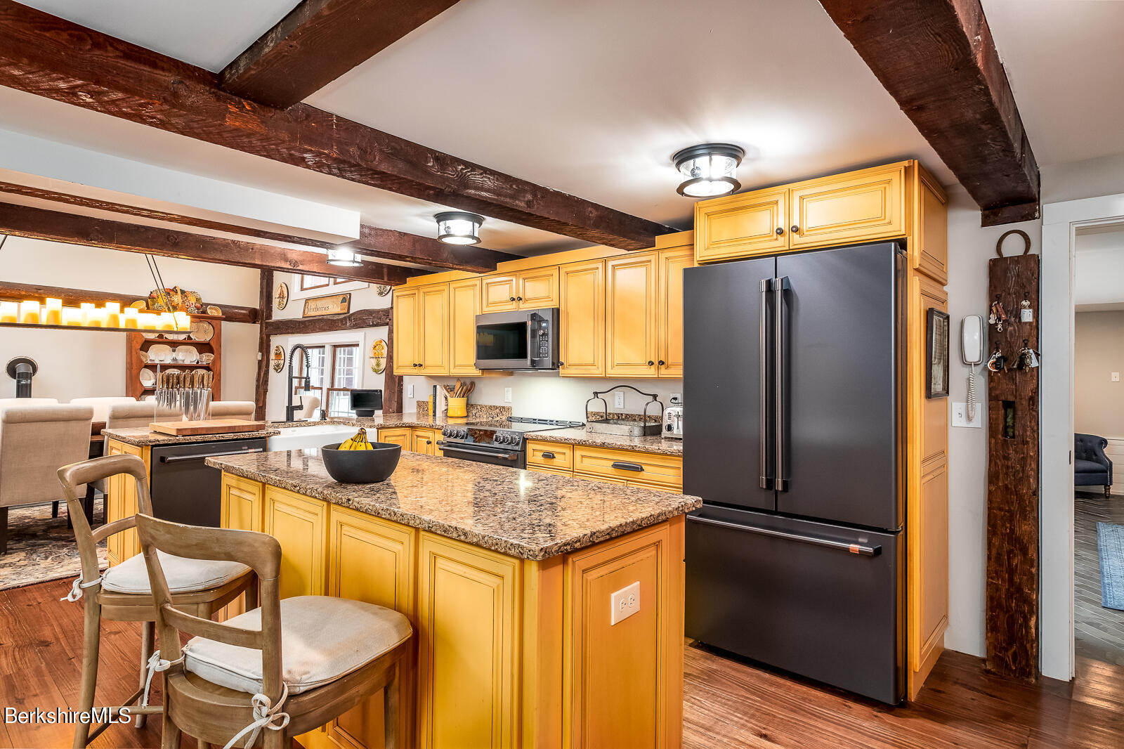 202B Whitman Road Hancock, MA 01267 - Photo 22 of 51 Kitchen island