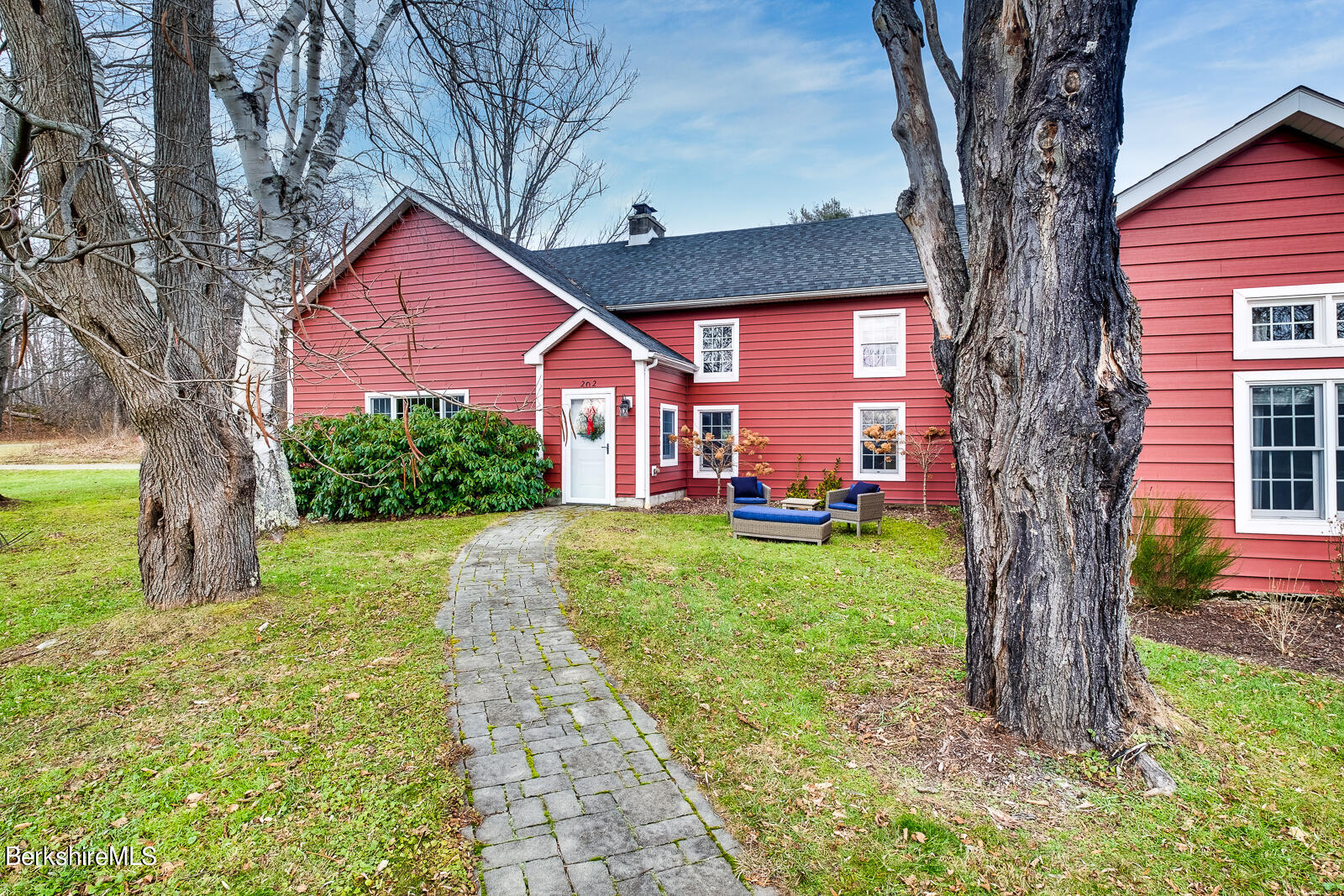202B Whitman Road Hancock, MA 01267 - Photo 4 of 51 Front