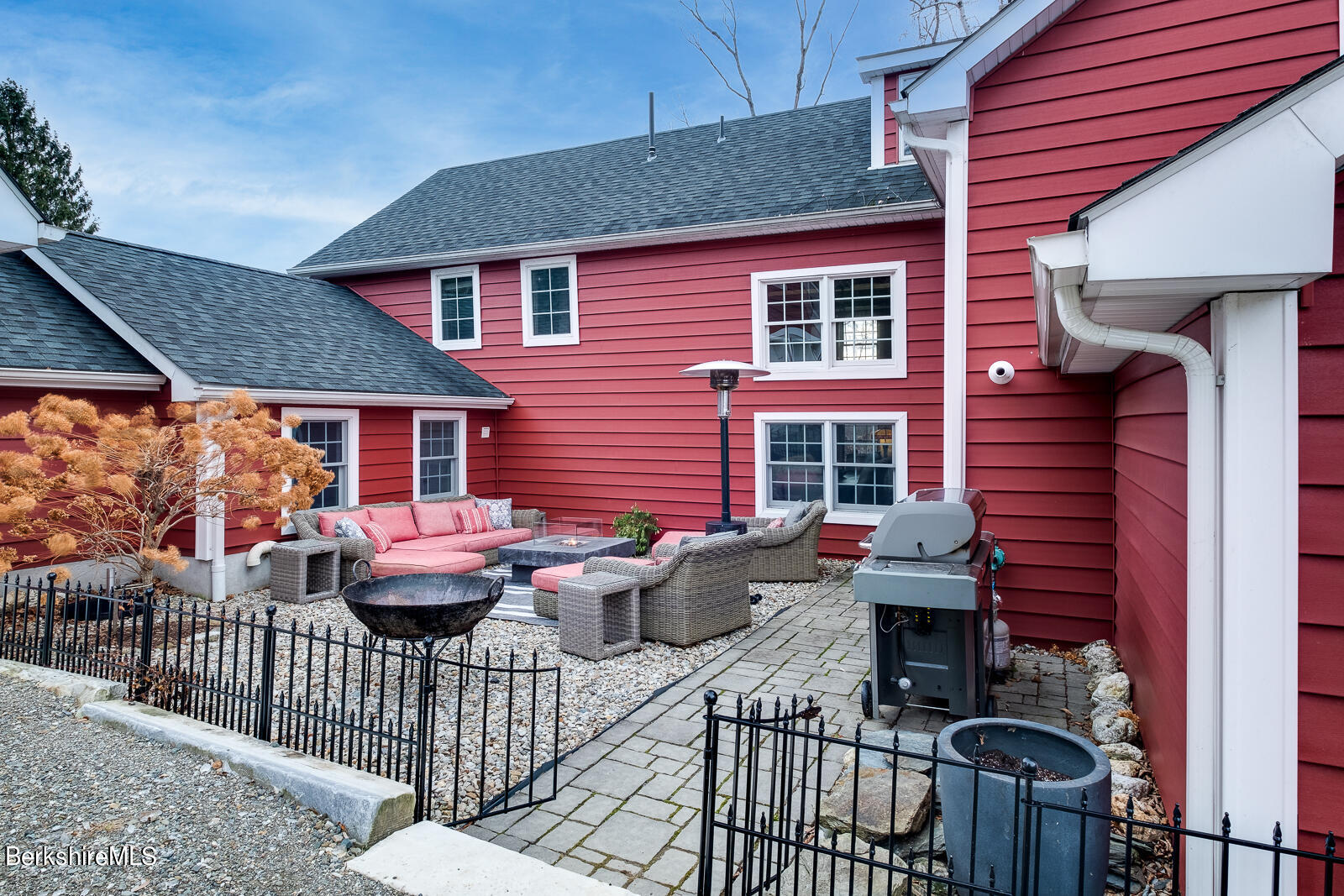 202B Whitman Road Hancock, MA 01267 - Photo 10 of 51 Courtyard