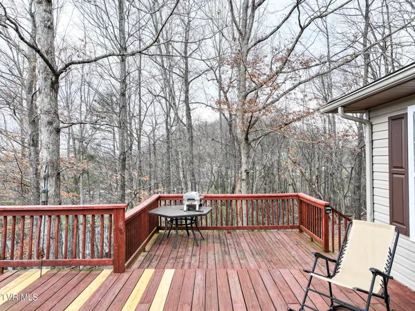 $360,000 | 144 Kelsey Peterson Road, Jonesborough, TN 37659