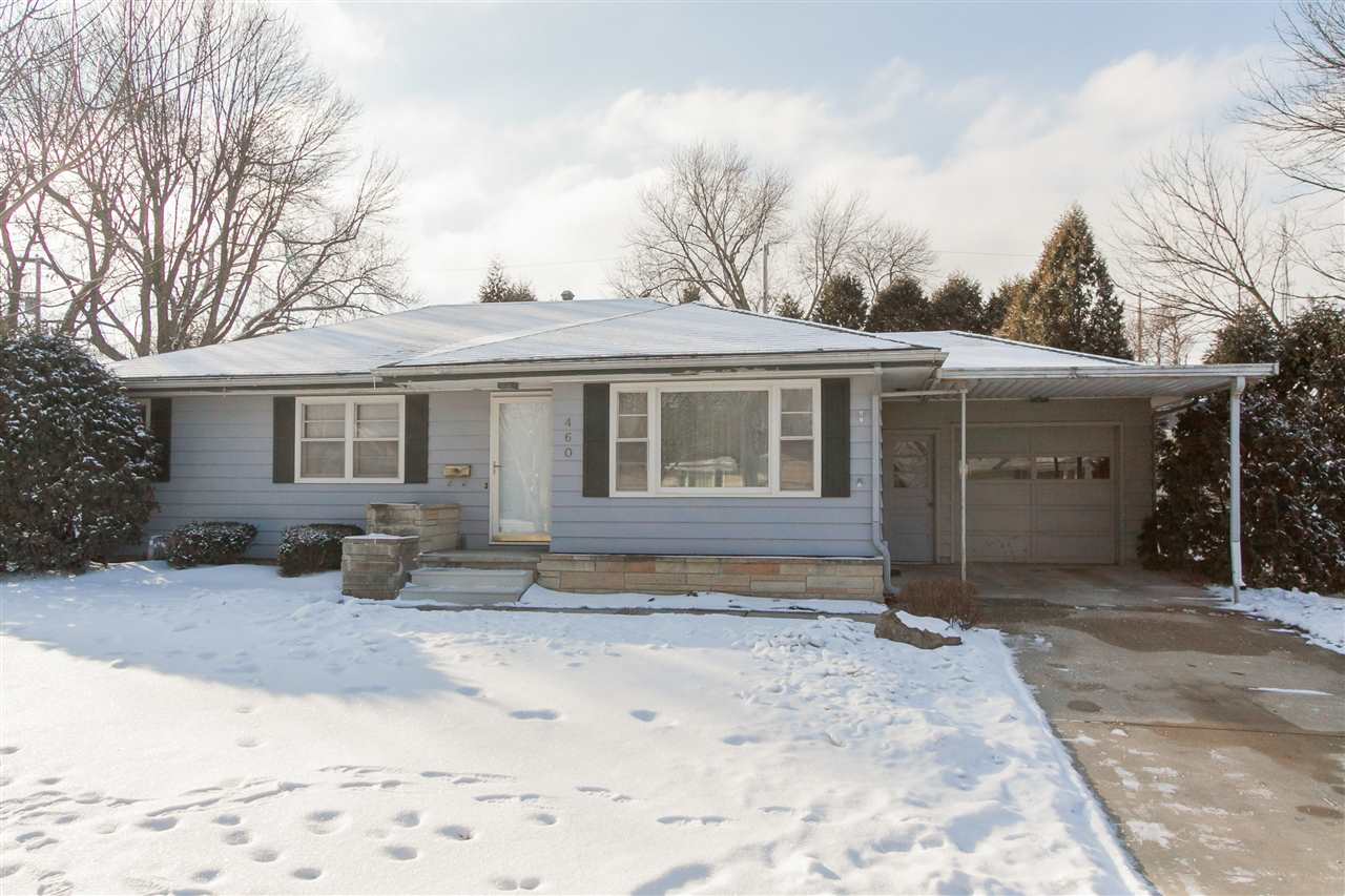 460 Hilltop Road Marion, IA 52302 - Photo 1 of 25 Gallery Image 1